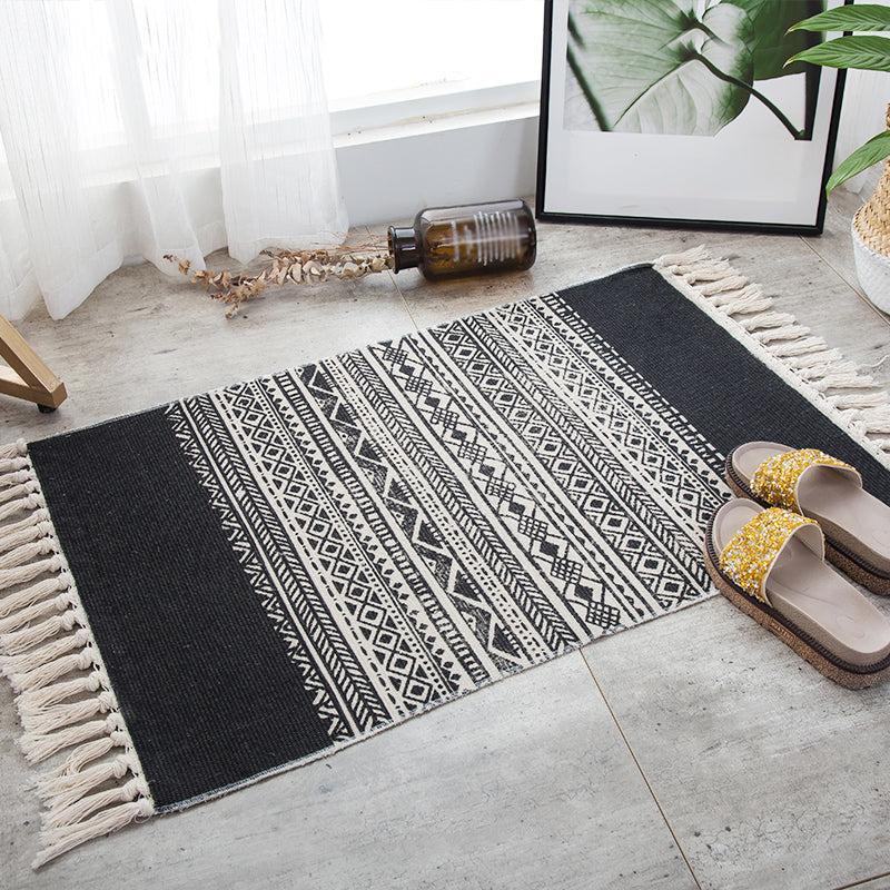 Stylish Boho Chic Rug Multi Color Geometrical Rug Pet Friendly Tassel Rug for Girls Room Black 2' x 2'11