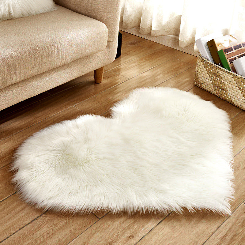 Multicolor Modernist Rug Faux Fleece Plain Love-Shaped Rug Washable Stain Resistant Pet-Friendly Carpet for Living Room White 12