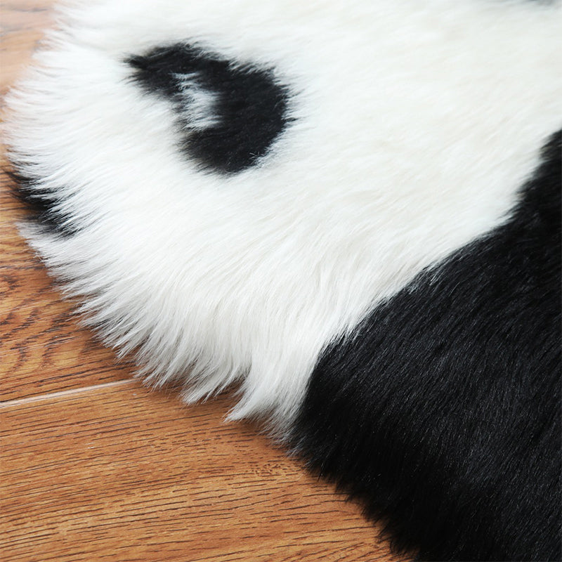 Cutest Panda Print Rug Black and White Kids Rug Polyester Stain Resistant Machine Washable Anti-Slip Backing Carpet for Bedroom Clearhalo 'Area Rug' 'Rug' 2106591