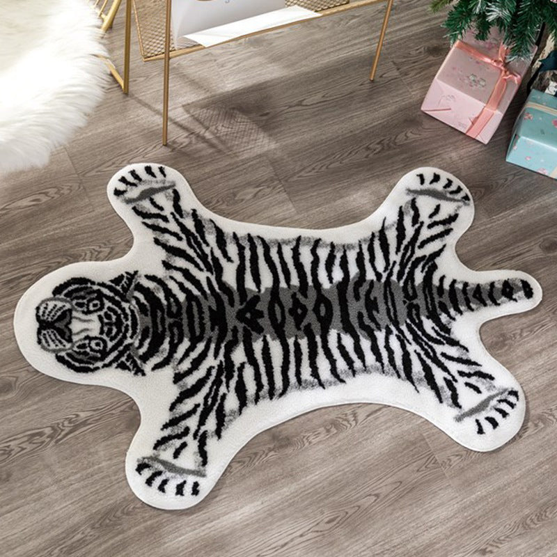 Modern Bedroom Foot Rug Black and White Tiger Skin Rug Polypropylene Non-Slip Backing Washable Stain Resistant Area Rug Black-White 2'9