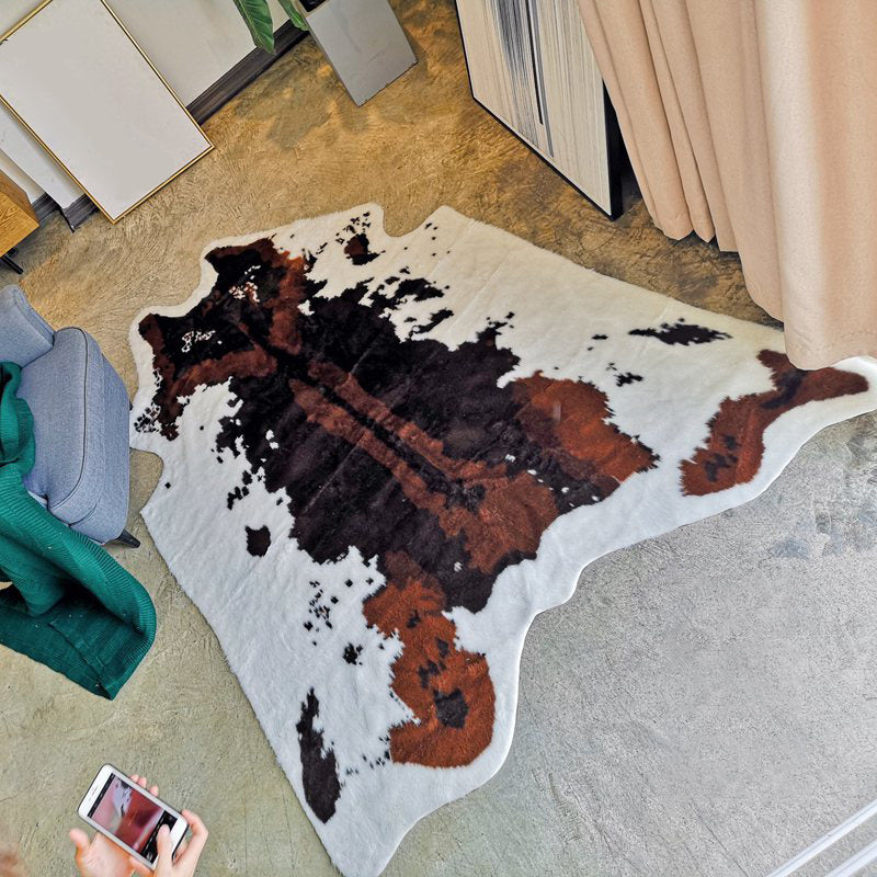 Irregular-Shape Animal Fur Rug Multi Color Scandinavian Rug Polyester Non-Slip Backing Stain Resistant Washable Carpet for Home Brown-Black 4'11