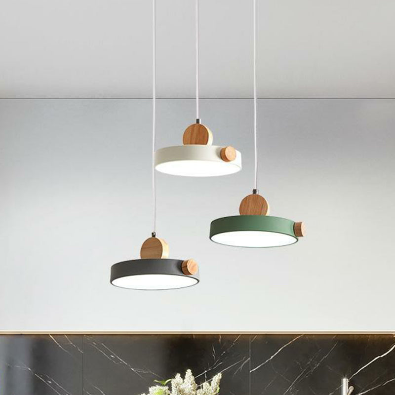 Round LED Hanging Pendant Simplicity Acrylic 3 Heads Dining Room Multi Ceiling Lamp in White Clearhalo 'Ceiling Lights' 'Pendant Lights' 'Pendants' Lighting' 2162107