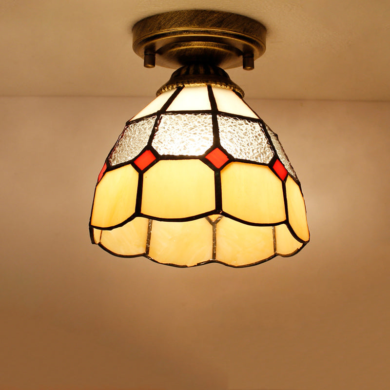 Tiffany Bell Shaped Semi Flush Light Single Gridded Glass Ceiling Flush Mount with Scalloped Trim Clearhalo 'Ceiling Lights' 'Close To Ceiling Lights' 'Close to ceiling' 'Glass shade' 'Glass' 'Semi-flushmount' 'Tiffany close to ceiling' 'Tiffany' Lighting' 2186421