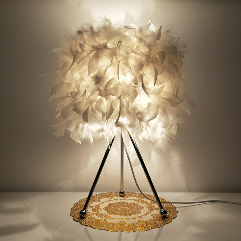 Modern Drum Table Light Feather 1-Light Living Room Nightstand Lighting with Metallic Tripod in White Clearhalo 'Lamps' 'Table Lamps' Lighting' 2186742