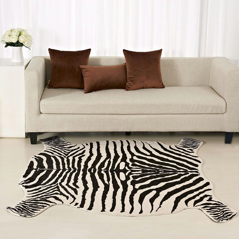 Casual Animal Skin Pattern Rug Multi-Colored Polyster Rug Non-Slip Pet Friendly Area Carpet for Living Room Coffee 4'9