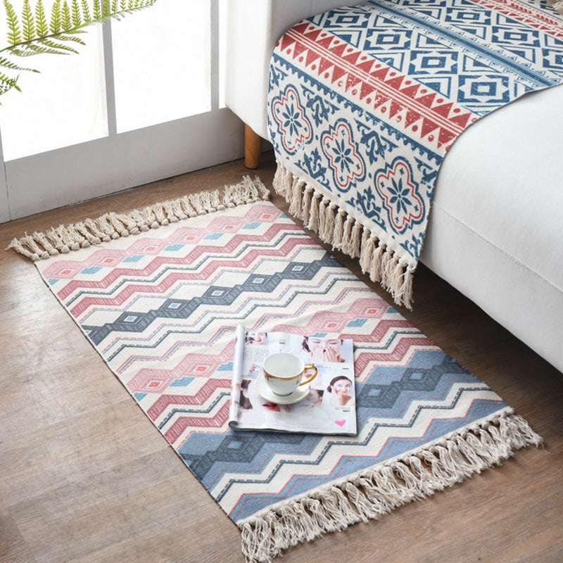 Western Bedroom Rug Multi-Colored Geometric Print Carpet Cotton Blend Machine Washable Easy Care Rug with Fringe Red 2' x 2'11