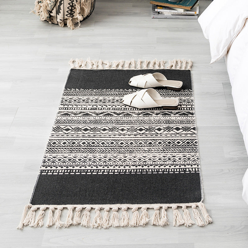 Southwestern Bedroom Rug Multi Color Geometric Print Rug Polypropylene Machine Washable Carpet with Fringe Black Clearhalo 'Area Rug' 'Rugs' 'Southwestern' Rug' 2241819