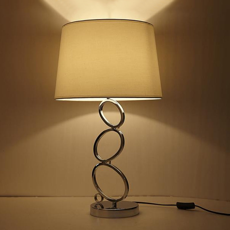 1 Light Drum Desk Lamp Traditional White Fabric Task Lighting for Bedroom with Ring Clearhalo 'Lamps' 'Table Lamps' Lighting' 224217