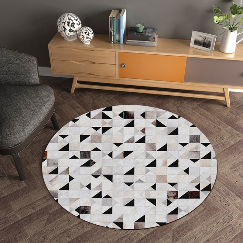 Multicolor Wood Look Geometric Rug Cowhide Modern Rug Stain Resistant Non-Slip Backing Rug for Home Black-White Clearhalo 'Area Rug' 'Modern' 'Rugs' Rug' 2257460