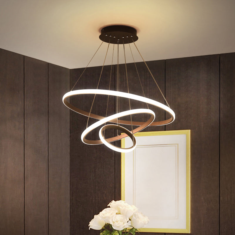 Simple Style Circle Pendant Chandelier Metallic Restaurant LED Ceiling Light in Black Black Clearhalo 'Ceiling Lights' 'Chandeliers' 'Modern Chandeliers' 'Modern' Lighting' 2275309