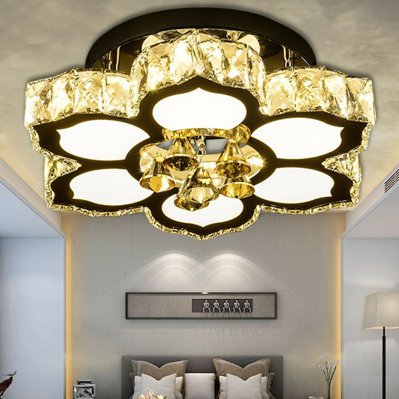 Cut Crystal Floweret Flush Mount Lamp Contemporary LED Semi Flush Ceiling Light for Bedroom Gold Clearhalo 'Ceiling Lights' 'Close To Ceiling Lights' 'Close to ceiling' 'Semi-flushmount' Lighting' 2282769