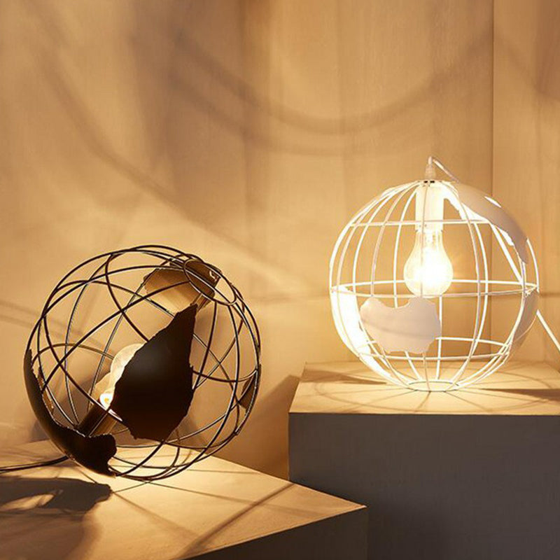 Loft Style World Globe Pendant Light Single-Bulb Iron Hanging Lamp for Kids Bedroom Clearhalo 'Art Deco Pendants' 'Black' 'Cast Iron' 'Ceiling Lights' 'Ceramic' 'Crystal' 'Industrial Pendants' 'Industrial' 'Metal' 'Middle Century Pendants' 'Pendant Lights' 'Pendants' 'Rustic Pendants' 'Tiffany' Lighting' 2307933