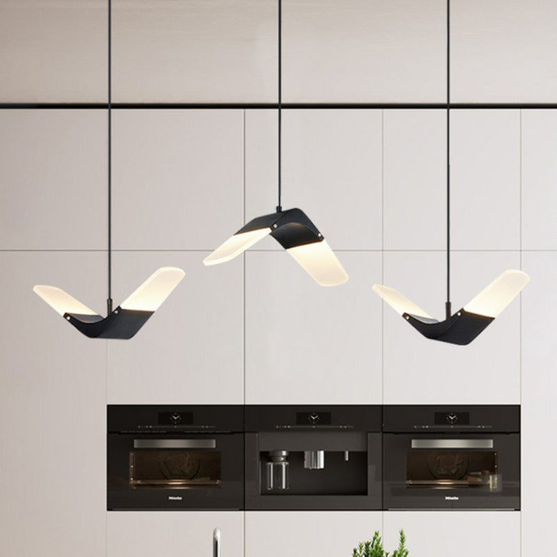 Acrylic Gull Shaped Cluster Pendant Decorative 3-Light Hanging Ceiling Light for Restaurant Clearhalo 'Ceiling Lights' 'Pendant Lights' 'Pendants' Lighting' 2311964