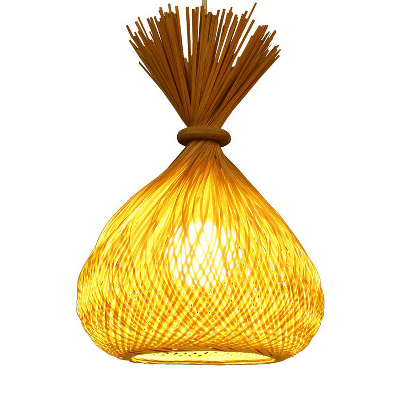 Onion Shaped Dining Room Pendant Bamboo Single-Bulb Asian Hanging Light in Beige Clearhalo 'Ceiling Lights' 'Pendant Lights' 'Pendants' Lighting' 2326548