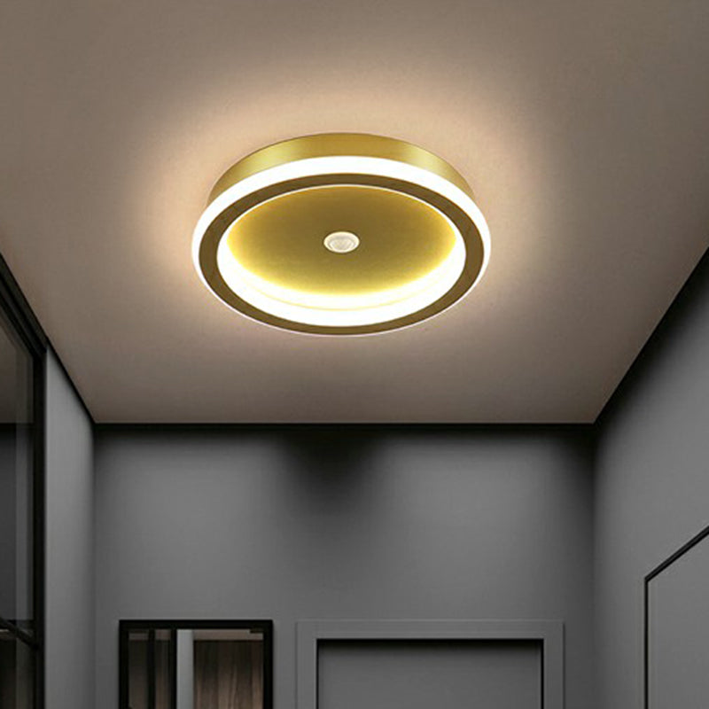 Geometric Shaped LED Ceiling Light Minimalism Metal Corridor Flush Mount Lighting Fixture Clearhalo 'Ceiling Lights' 'Close To Ceiling Lights' 'Close to ceiling' 'Semi-flushmount' Lighting' 2327693