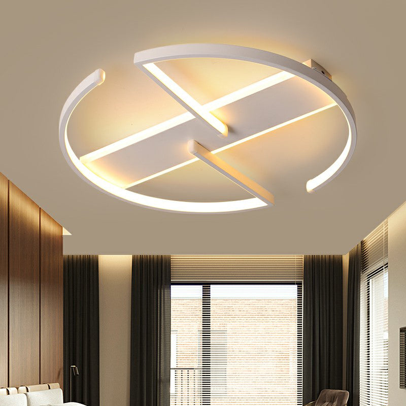 Novelty Nordic Circle LED Flush Mount Light Metallic Bedroom Ceiling Light Fixture in White White Clearhalo 'Ceiling Lights' 'Close To Ceiling Lights' 'Close to ceiling' 'Flush mount' Lighting' 2357829