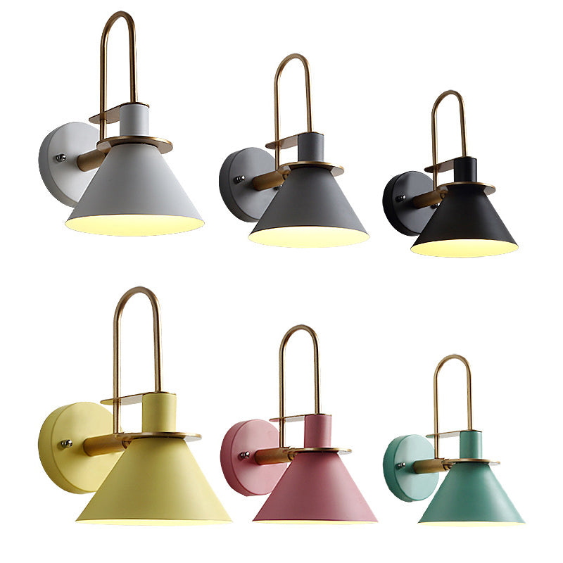 Macaron 1-Head Wall Light Bugle Shaped Wall Mount Lamp with Metal Shade for Bedroom Clearhalo 'Wall Lamps & Sconces' 'Wall Lights' Lighting' 2389298