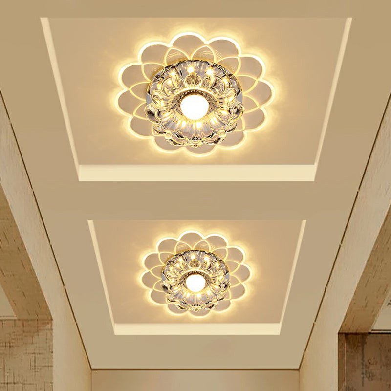 Scalloped Ceiling Mount Light Fixture Modern Crystal Clear LED Flush Mount Light for Living Room Clearhalo 'Ceiling Lights' 'Close To Ceiling Lights' 'Close to ceiling' 'Flush mount' Lighting' 2405963