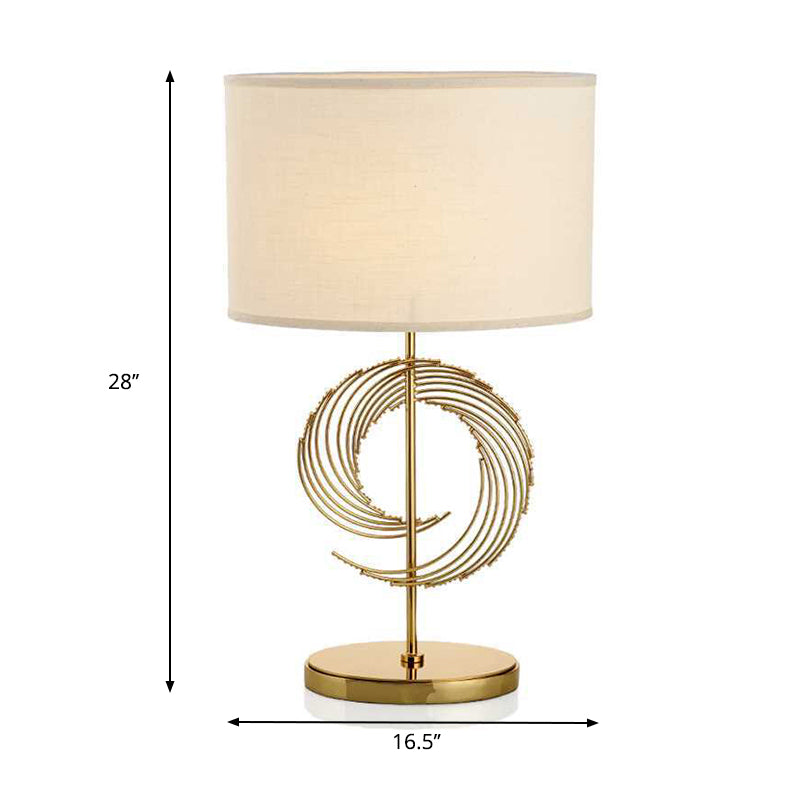 Drum Desk Lamp Traditional Fabric 1 Head White Reading Light with Metal Base for Living Room Clearhalo 'Lamps' 'Table Lamps' Lighting' 240827