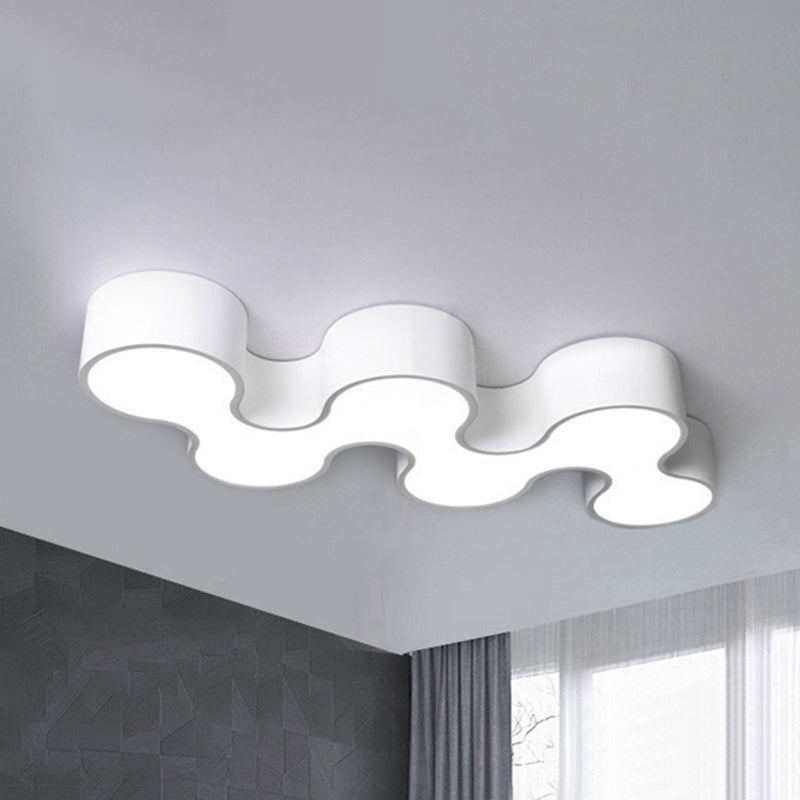 Wavy Design Acrylic Flush Mount Lamp Contemporary Warm/White Lighting LED Bedroom Ceiling Light Fixture in White White Clearhalo 'Ceiling Lights' 'Close To Ceiling Lights' 'Close to ceiling' 'Flush mount' Lighting' 241149