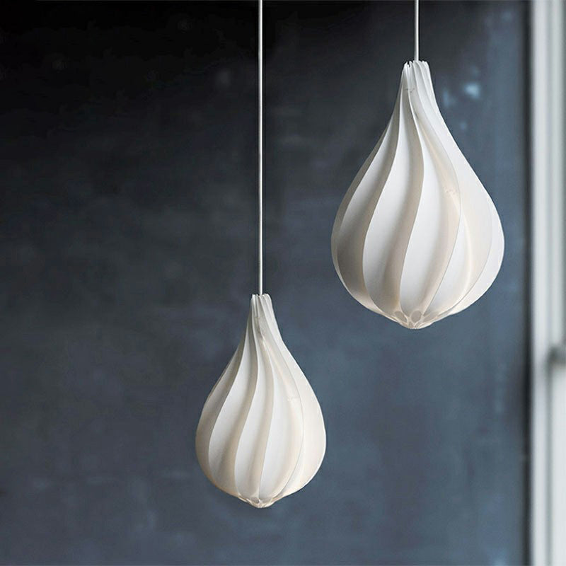 White Drop Shaped Pendulum Light Decorative 1 Bulb Plastic Pendant Lamp for Living Room Clearhalo 'Ceiling Lights' 'Pendant Lights' 'Pendants' Lighting' 2423204