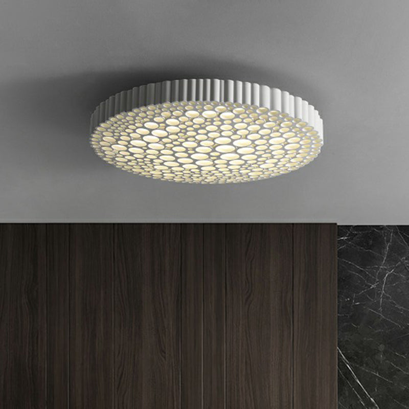 Metal Circles Flushmount Lighting Creative Simple LED Ceiling Light Fixture for Bedroom Clearhalo 'Ceiling Lights' 'Close To Ceiling Lights' 'Close to ceiling' 'Flush mount' Lighting' 2423228