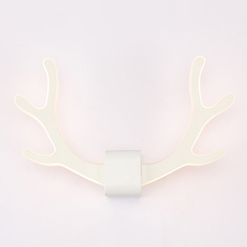 Metallic Antler Sconce Lamp Artistic LED Wall Mounted Lighting Fixture for Bedroom White Clearhalo 'Cast Iron' 'Glass' 'Industrial' 'Modern wall lights' 'Modern' 'Tiffany' 'Traditional wall lights' 'Wall Lamps & Sconces' 'Wall Lights' Lighting' 2467073