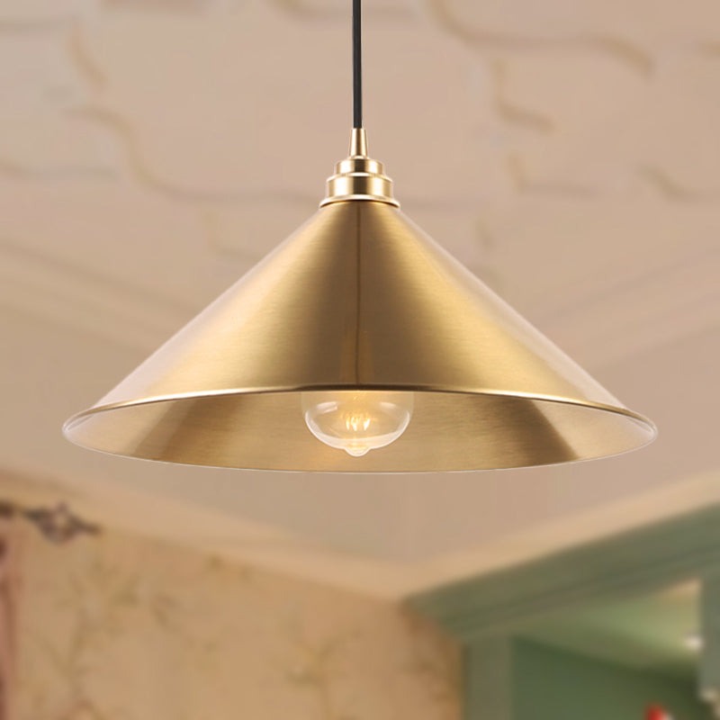 1 Light Pendant Lighting with Conic Shade Metallic Vintage Indoor Hanging Ceiling Light in Brass Clearhalo 'Art Deco Pendants' 'Cast Iron' 'Ceiling Lights' 'Ceramic' 'Crystal' 'Industrial Pendants' 'Industrial' 'Metal' 'Middle Century Pendants' 'Pendant Lights' 'Pendants' 'Tiffany' Lighting' 248667