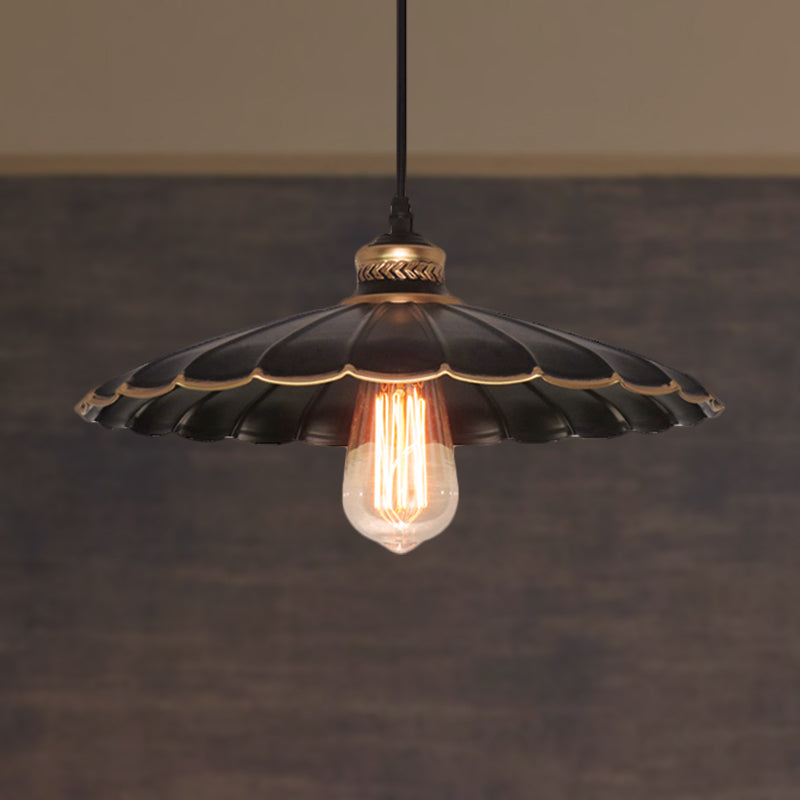 1 Light Scalloped Hanging Light Vintage Industrial Black Metal Pendant Ceiling Light for Restaurant, 10