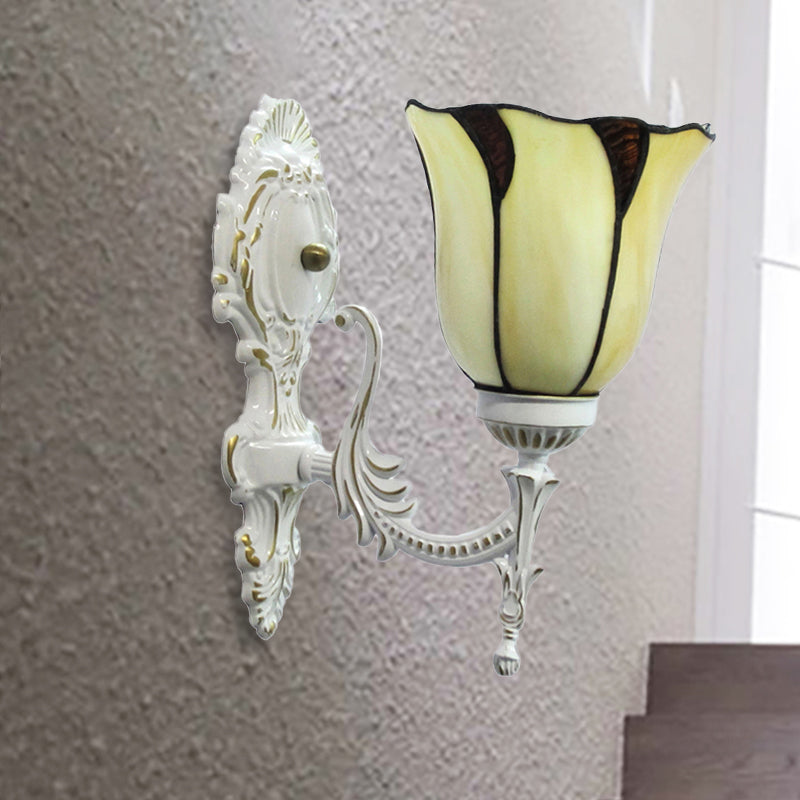 Tiffany Bell Wall Sconce Light Single Light Stained Glass Wall Lamp in Beige for Corridor Yellow Clearhalo 'Industrial' 'Middle century wall lights' 'Tiffany wall lights' 'Tiffany' 'Wall Lamps & Sconces' 'Wall Lights' Lighting' 253674