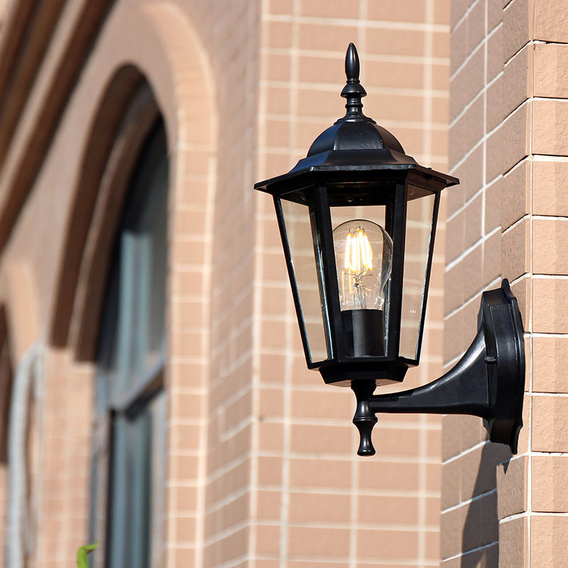 Black One Light Sconce Light Traditional Clear Glass Kerosene Lighting Fixture for Outdoor Black Clearhalo 'Art deco wall lights' 'Cast Iron' 'Glass' 'Industrial wall lights' 'Industrial' 'Middle century wall lights' 'Modern' 'Rustic wall lights' 'Tiffany' 'Traditional wall lights' 'Wall Lamps & Sconces' 'Wall Lights' Lighting' 2546330