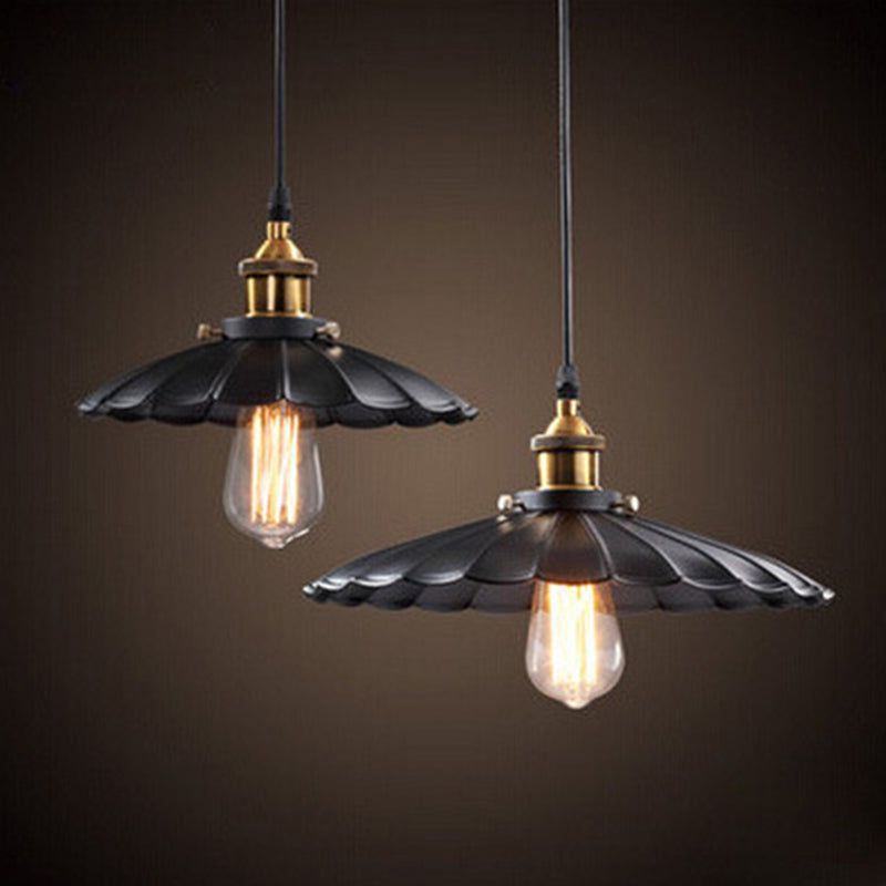 Scalloped Metal Pendant Lighting Farm Style Coffee Shop Hanging Light Kit in Black Clearhalo 'Art Deco Pendants' 'Black' 'Cast Iron' 'Ceiling Lights' 'Ceramic' 'Crystal' 'Industrial Pendants' 'Industrial' 'Metal' 'Middle Century Pendants' 'Pendant Lights' 'Pendants' 'Rustic Pendants' 'Tiffany' Lighting' 2552970