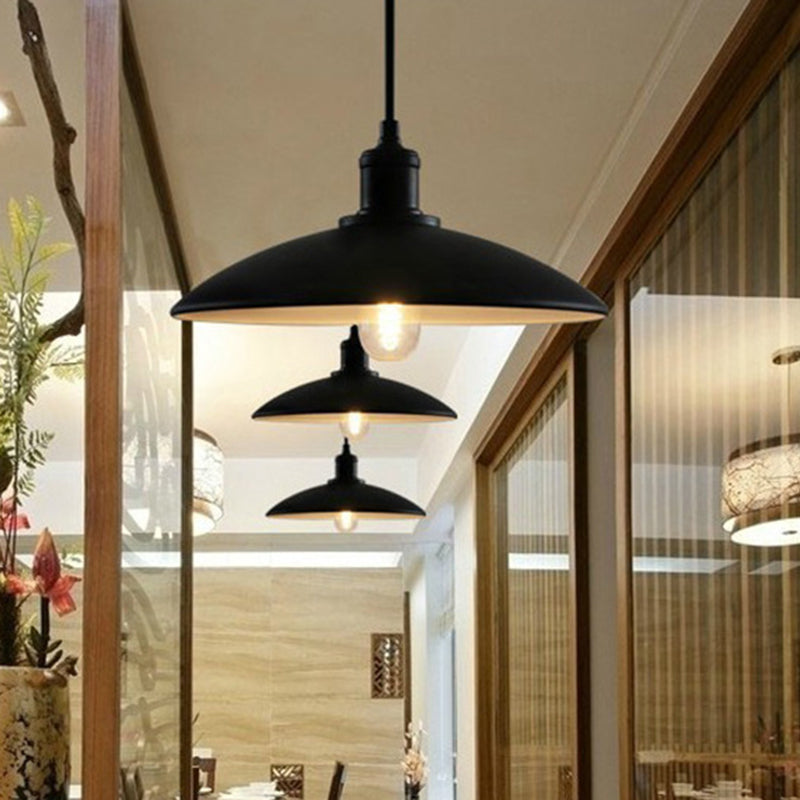 Saucer Metal Pendant Lighting Vintage Style Dining Room Commercial Pendant Lighting in Black Clearhalo 'Art Deco Pendants' 'Black' 'Cast Iron' 'Ceiling Lights' 'Ceramic' 'Crystal' 'Industrial Pendants' 'Industrial' 'Metal' 'Middle Century Pendants' 'Pendant Lights' 'Pendants' 'Rustic Pendants' 'Tiffany' Lighting' 2554342