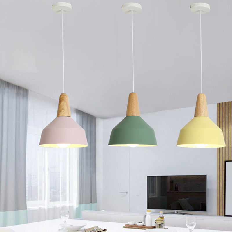 Metal 1 Light Hanging Light Nordic Style Restaurant Ceiling Pendant Lamp with Wooden Top Clearhalo 'Ceiling Lights' 'Modern Pendants' 'Modern' 'Pendant Lights' 'Pendants' Lighting' 2588795