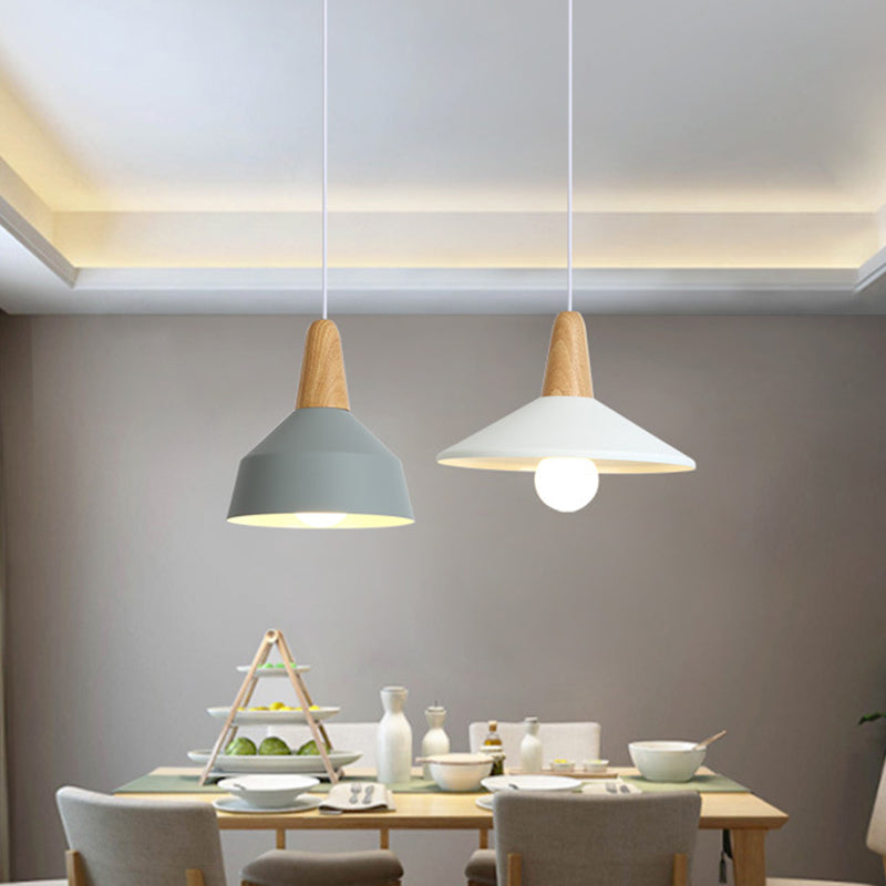 Metal 1 Light Hanging Light Nordic Style Restaurant Ceiling Pendant Lamp with Wooden Top Clearhalo 'Ceiling Lights' 'Modern Pendants' 'Modern' 'Pendant Lights' 'Pendants' Lighting' 2588798