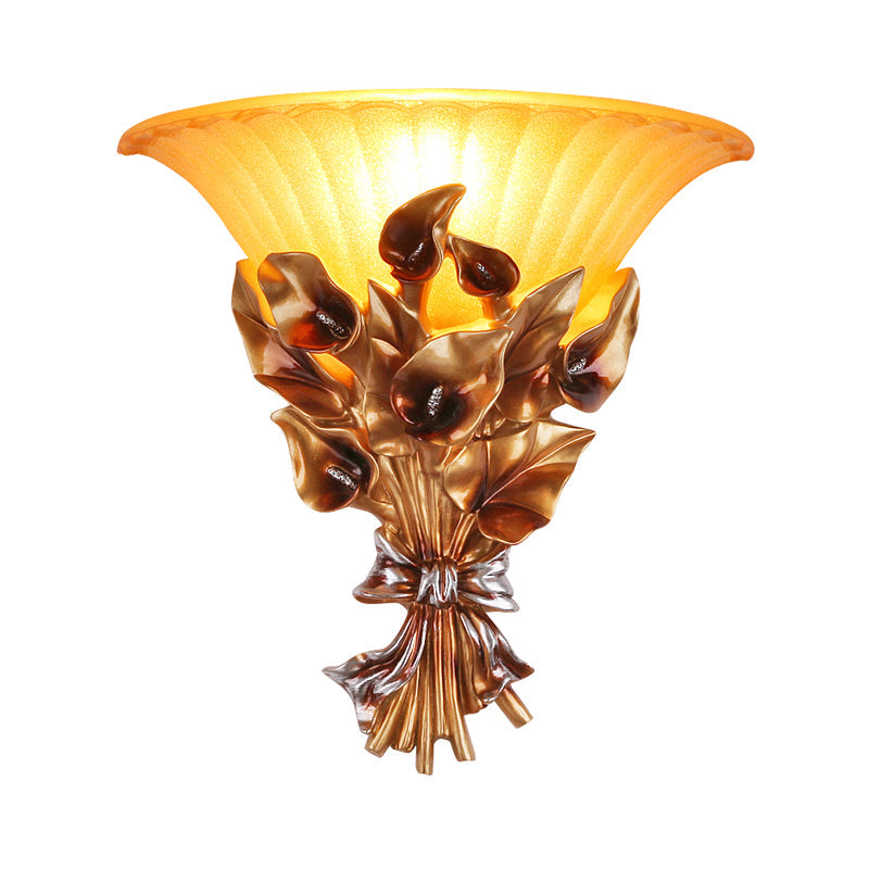 Sandblasted Glass Flared Wall Light Vintage Style 1 Bulb Golden Sconce Light Fixture Clearhalo 'Wall Lamps & Sconces' 'Wall Lights' Lighting' 268340