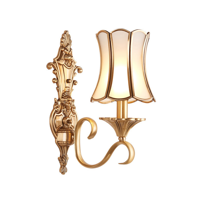 1/2 Bulbs Wall Sconce Traditional Brass Curved Metal Wall Light Fixture for Living Room Clearhalo 'Wall Lamps & Sconces' 'Wall Lights' Lighting' 274331