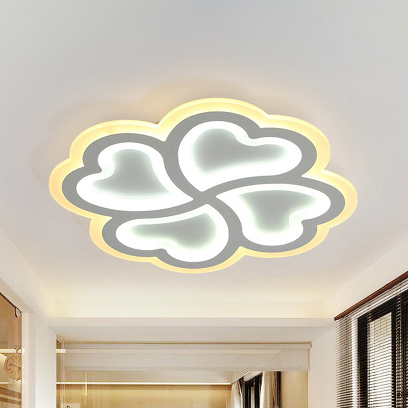 White Clover Ceiling Mount Lamp 19.5