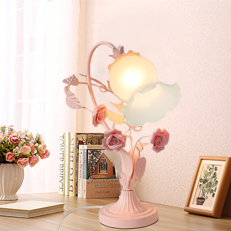 Flower Bedroom Table Light Countryside Opal Frosted Glass 1 Head Pink Nightstand Lamp Clearhalo 'Lamps' 'Table Lamps' Lighting' 324923