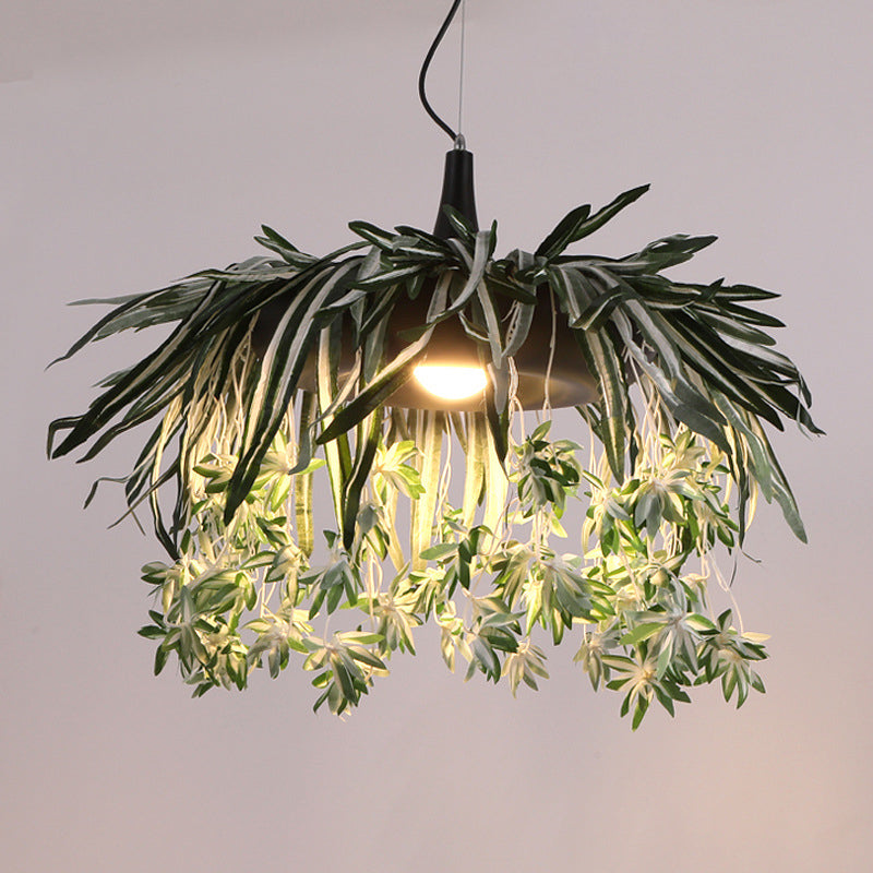 Industrial Plant Down Lighting 1 Bulb LED Metal Pendant Light in Green for Restaurant Clearhalo 'Art Deco Pendants' 'Cast Iron' 'Ceiling Lights' 'Ceramic' 'Crystal' 'Industrial Pendants' 'Industrial' 'Metal' 'Middle Century Pendants' 'Pendant Lights' 'Pendants' 'Tiffany' Lighting' 368130