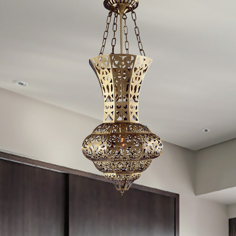 Vase Metallic Hanging Lighting Antiqued 1-Light Living Room Ceiling Pendant Lamp in Brass Clearhalo 'Ceiling Lights' 'Pendant Lights' 'Pendants' Lighting' 392101