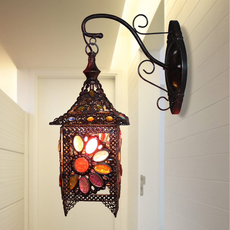 Lantern Bedroom Sconce Wall Light Bohemian Metal 1 Bulb Brass/Black Wall Lighting Fixture Clearhalo 'Wall Lamps & Sconces' 'Wall Lights' Lighting' 393366