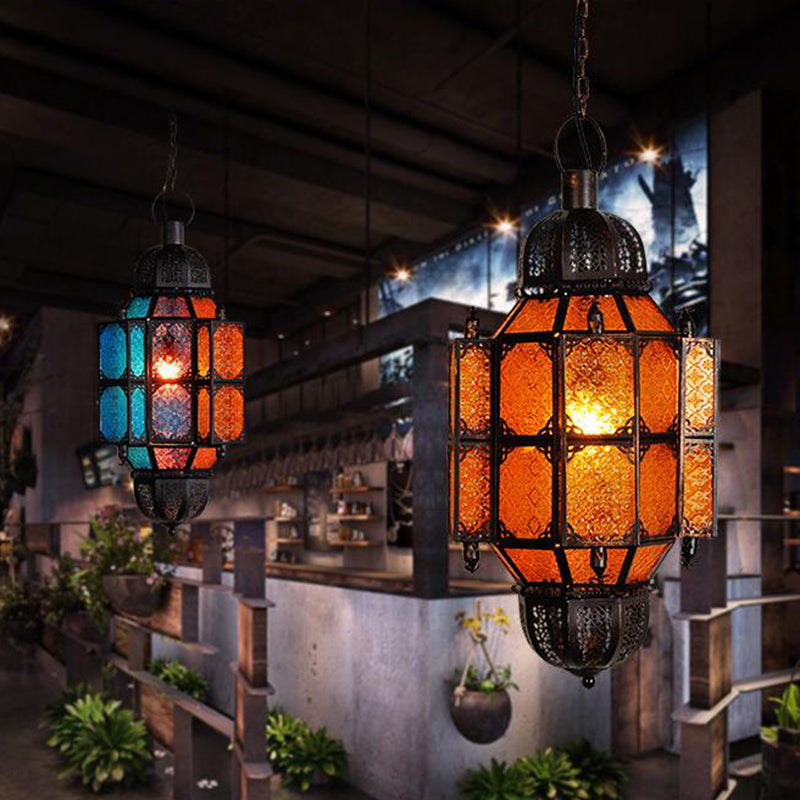 Black Lantern Pendant Vintage Metal 1-Bulb Restaurant Ceiling Light with Yellow Textured Glass Shade Black Clearhalo 'Ceiling Lights' 'Pendant Lights' 'Pendants' Lighting' 399676_1deeb512-0dfd-4ec5-a008-623c705bef3c