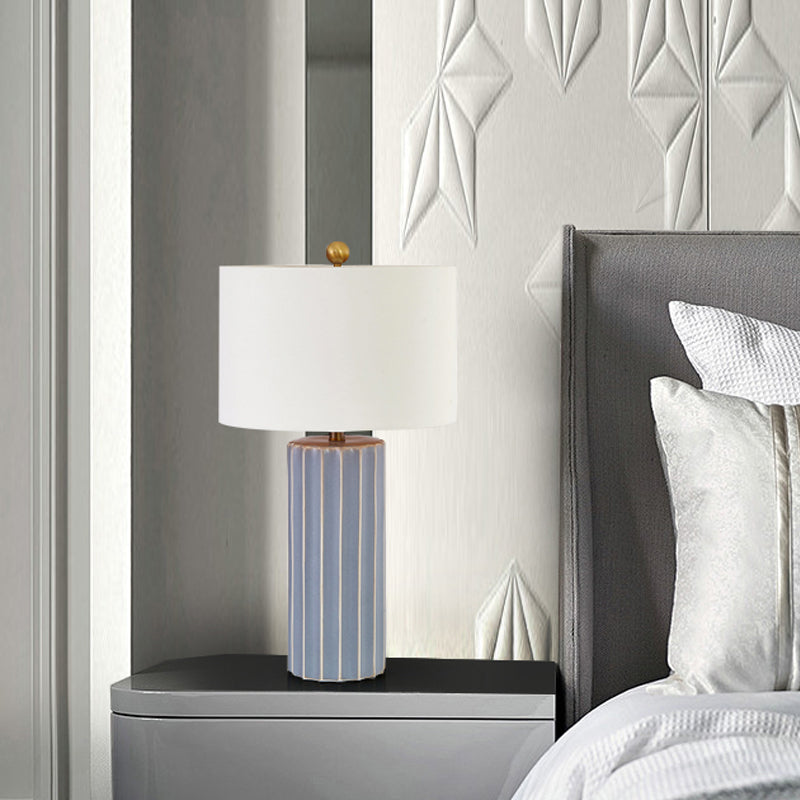 Straight Sided Shade Nightstand Lamp Contemporary Fabric 1 Head Task Lighting in White Clearhalo 'Lamps' 'Table Lamps' Lighting' 400068