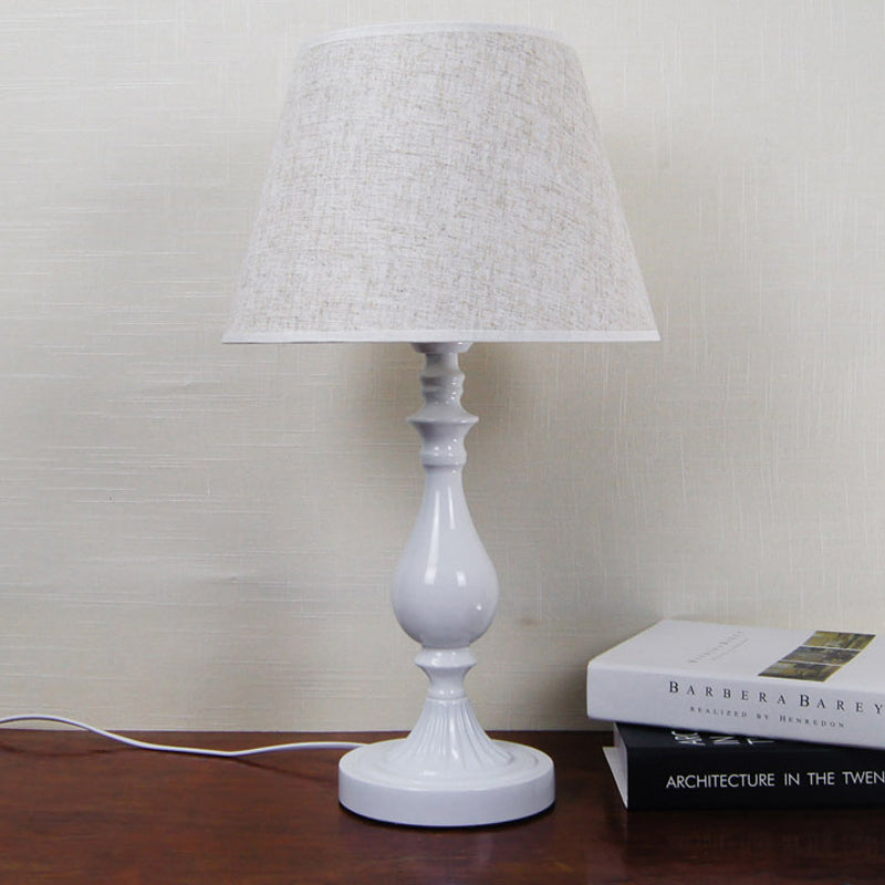 Urn-Shaped Metallic Desk Lamp Modernist 1 Bulb White Table Light with Fabric Shade White Clearhalo 'Lamps' 'Table Lamps' Lighting' 402646