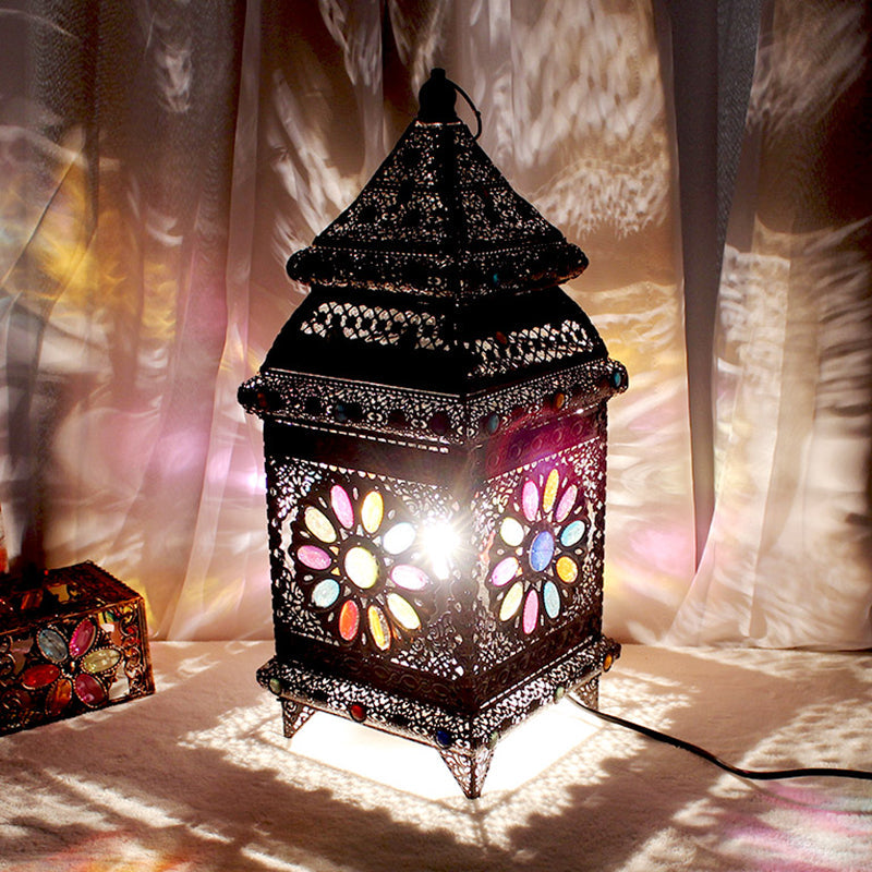 Lantern Bedroom Night Table Lighting Bohemian Metal 1 Bulb Bronze Nightstand Lamp Bronze Clearhalo 'Lamps' 'Table Lamps' Lighting' 402983