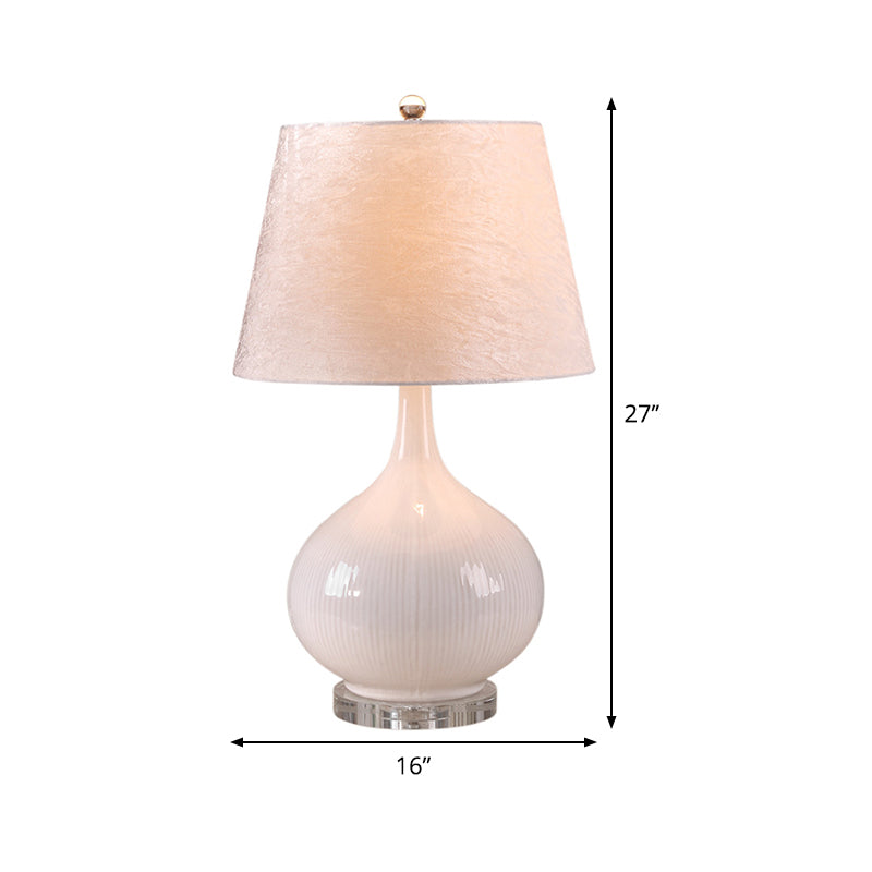 1 Bulb Living Room Desk Lamp Nordic White Reading Light with Barrel Fabric Shade Clearhalo 'Lamps' 'Table Lamps' Lighting' 404556