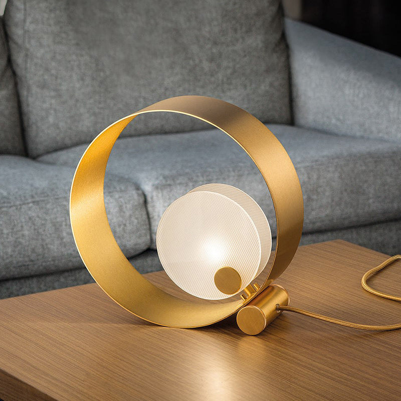 Minimalist Circle Nightstand Lamp Metal 1-Light Living Room Night Table Lighting in Gold Clearhalo 'Lamps' 'Table Lamps' Lighting' 410339