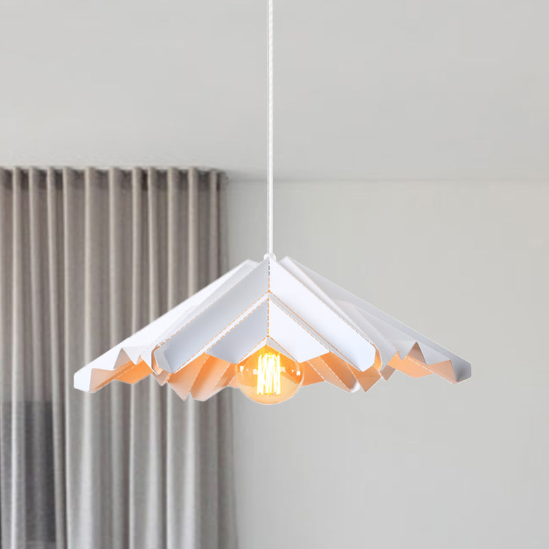 Skirt Shape Bedroom Hanging Lighting Iron 1-Head Modern Pendant Ceiling Lamp in White Clearhalo 'Ceiling Lights' 'Modern Pendants' 'Modern' 'Pendant Lights' 'Pendants' Lighting' 536718