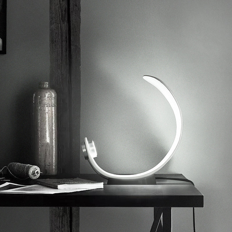White Finish Bend Moon Shape Desk Light Simple LED Metallic Night Table Lamp for Bedside White Clearhalo 'Lamps' 'Table Lamps' Lighting' 612595